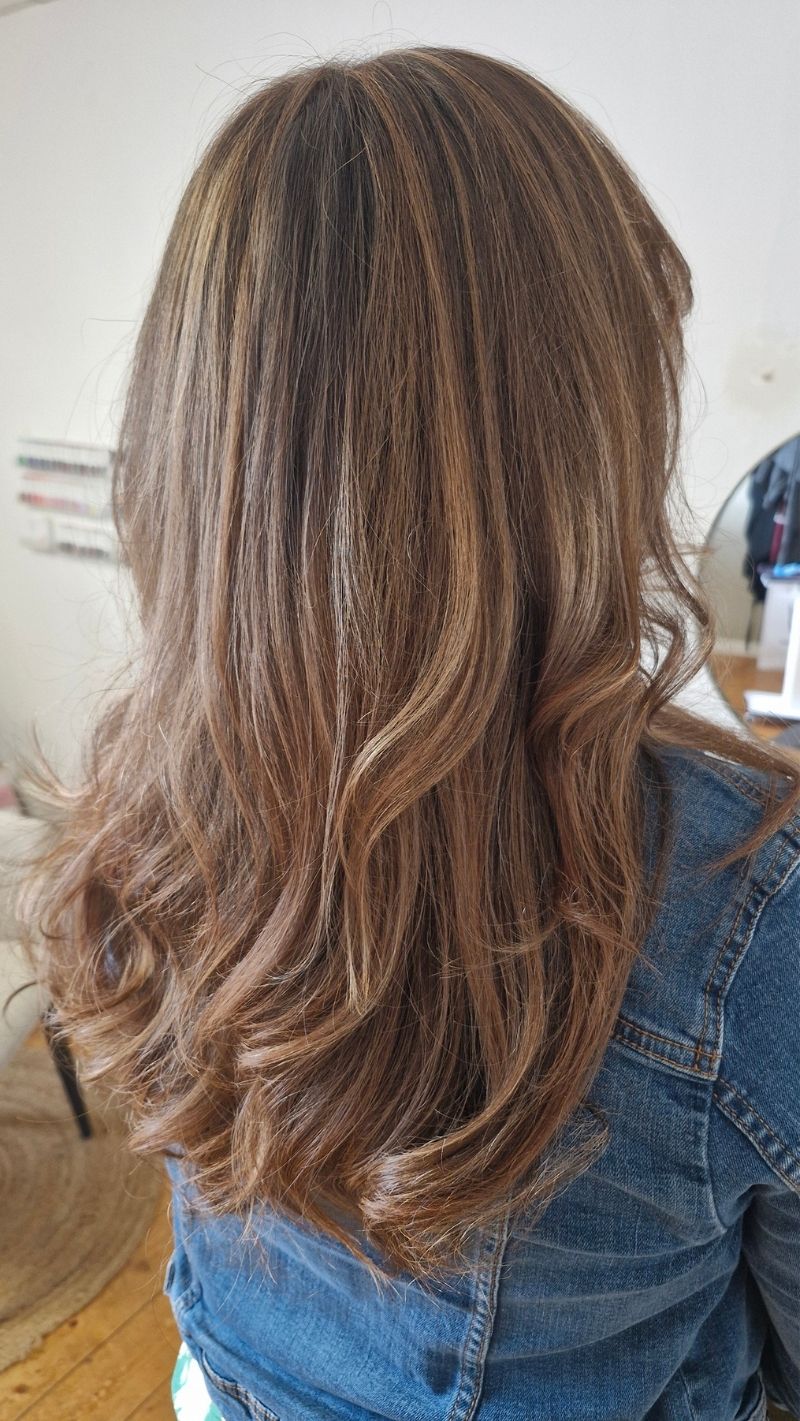 Cécile Fortune, coiffeuse au salon privé Le Privilège à Vannes, Séné.